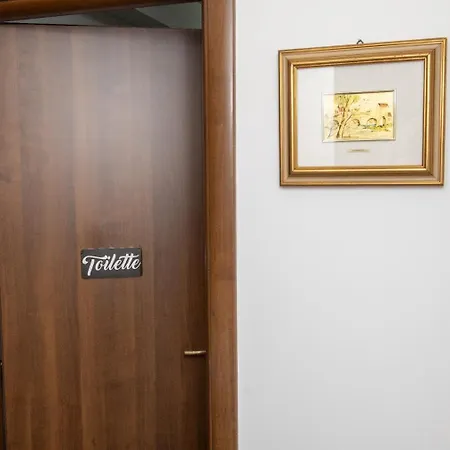 Casa Piazza Garibaldi * スルモナ