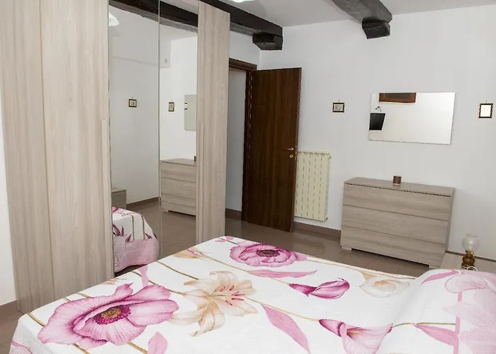 Casa Piazza Garibaldi Vakantiehuis *